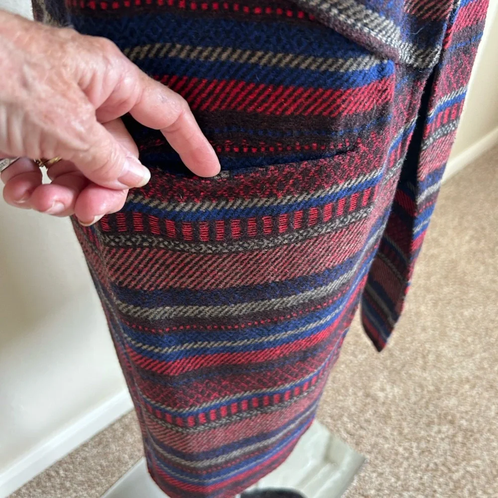 BCBGeneration Red and Blue long vest jacket with Striking Stripes - Picture 5 of 7